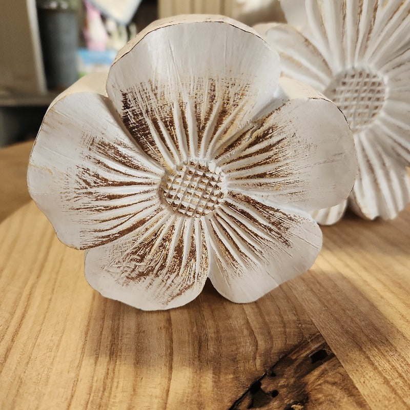 resin-white-flower