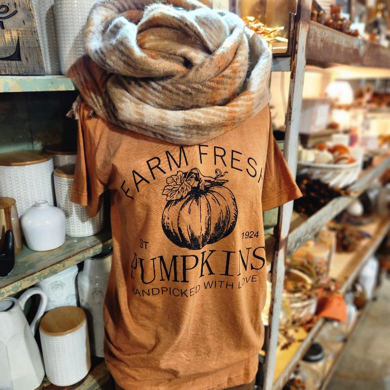 farm fresh pumpkins rust tee