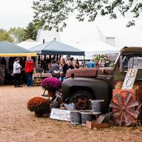 photo-vintage-truck-surrounded-by-local-plants-fall-decor