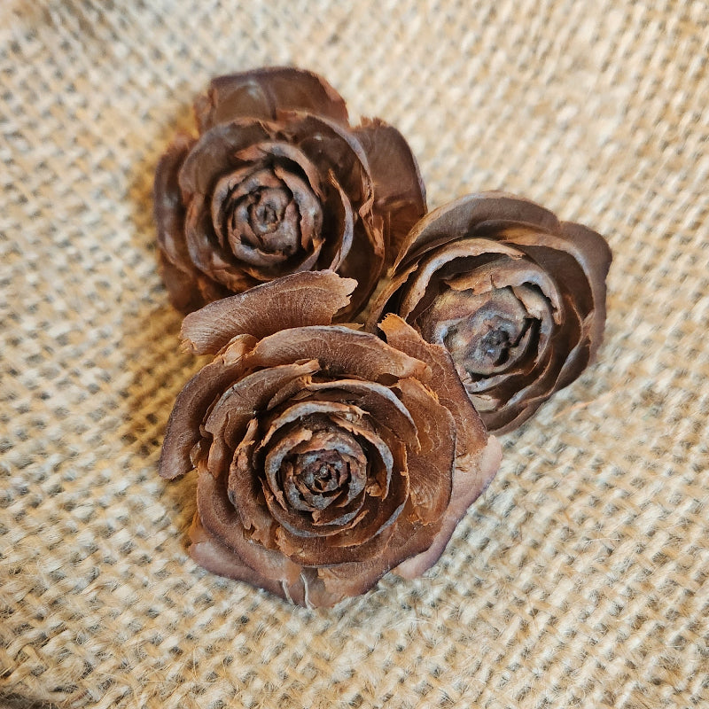 Cedar Rose Cone Set