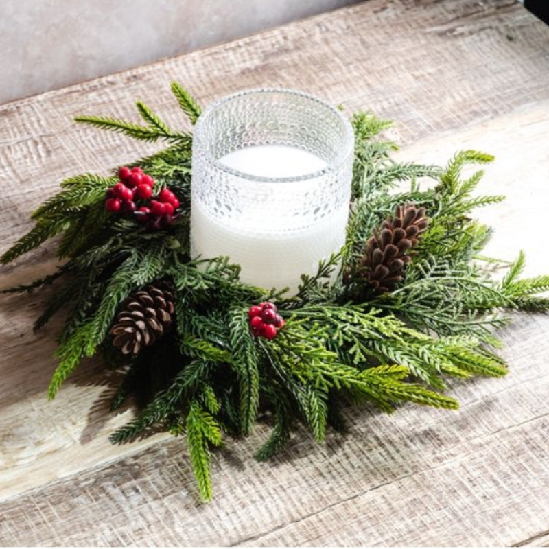 Evergreen Mix Berry Candle Ring