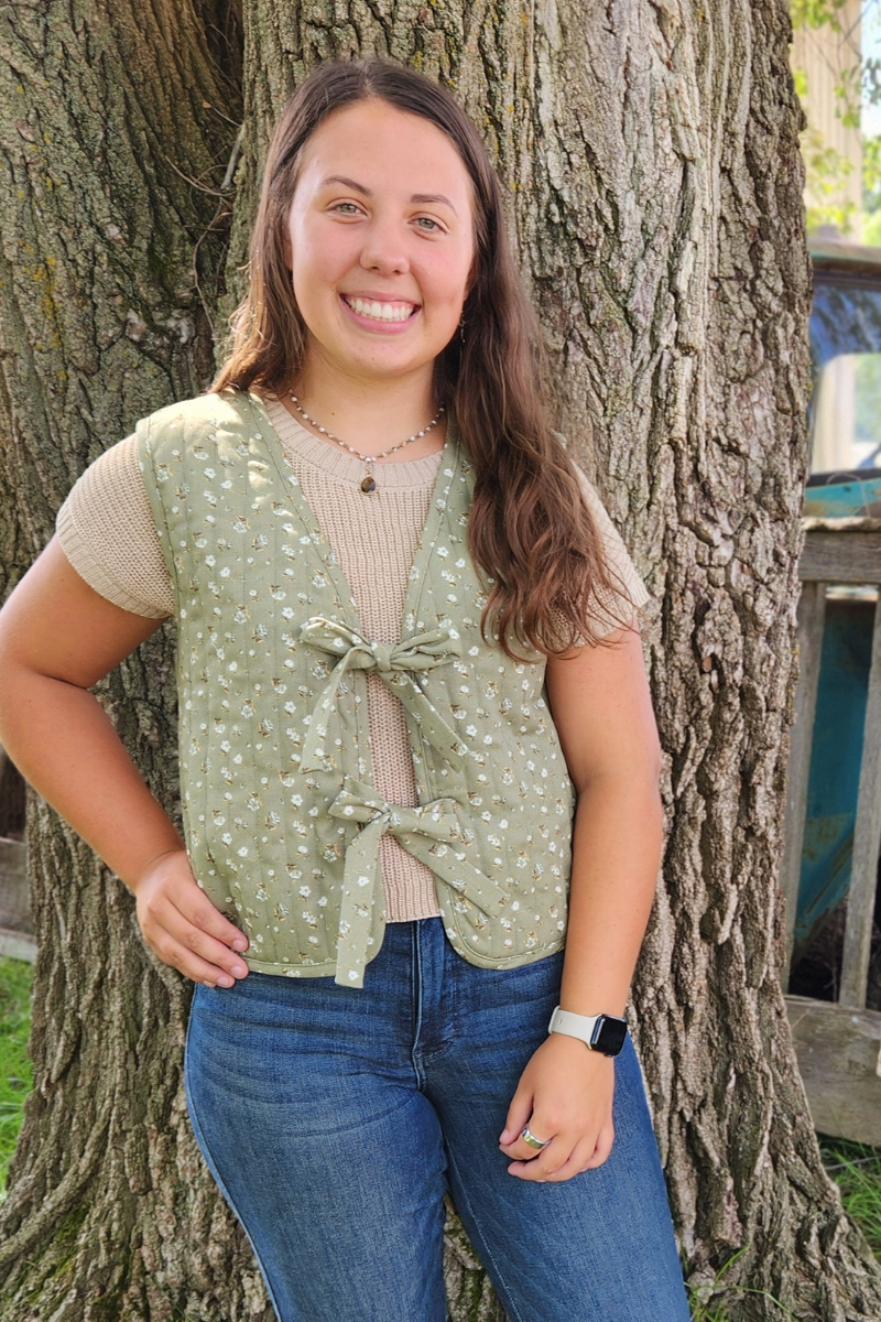 Floral Front Tie Quilted Vest