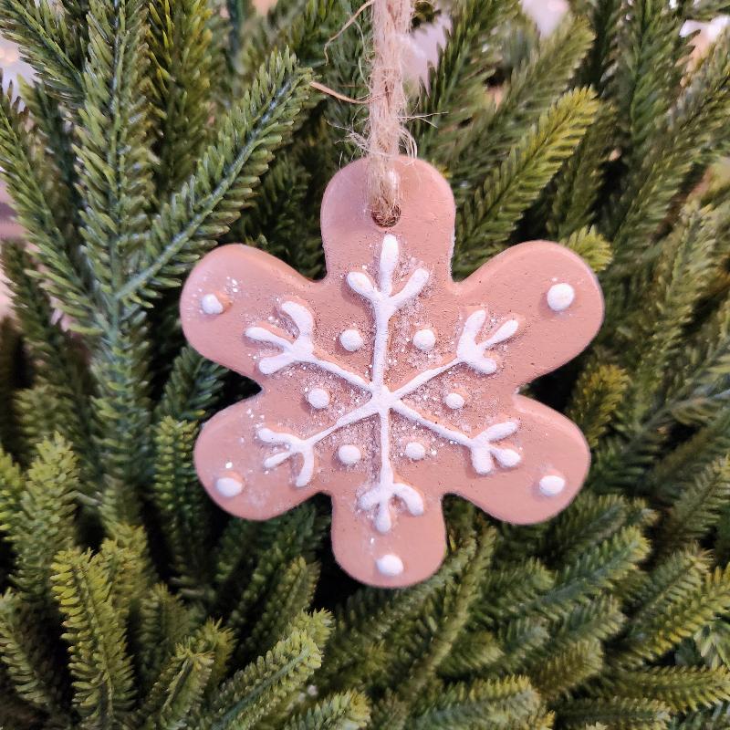 Gingerbread Ornament Rounded Snnowflake