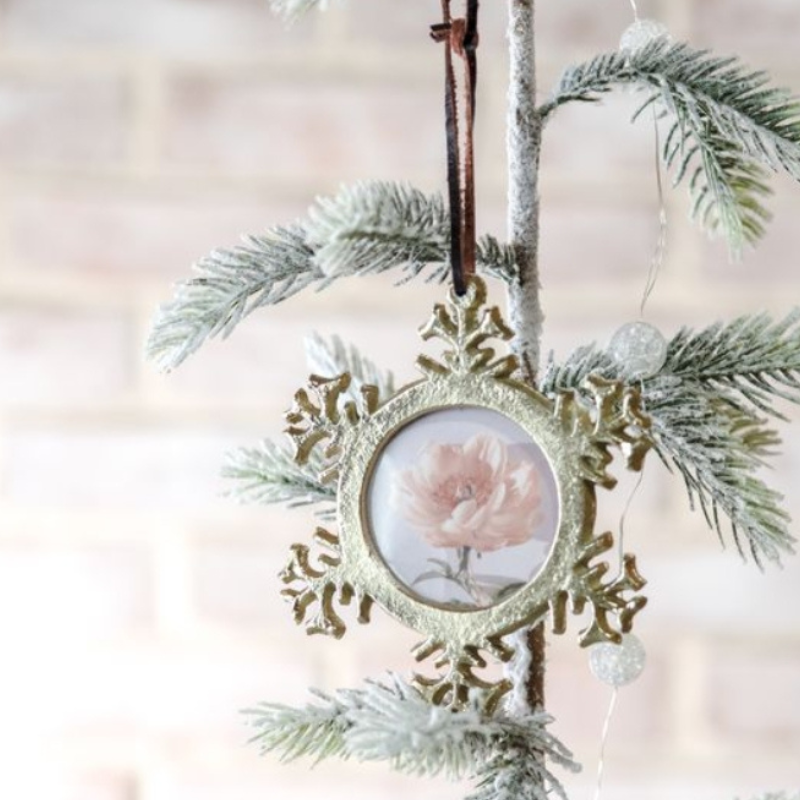 Snowflake Frame Ornament
