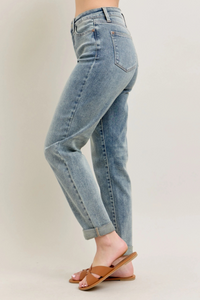 Judy Blue High-Waist Boyfriend Jean