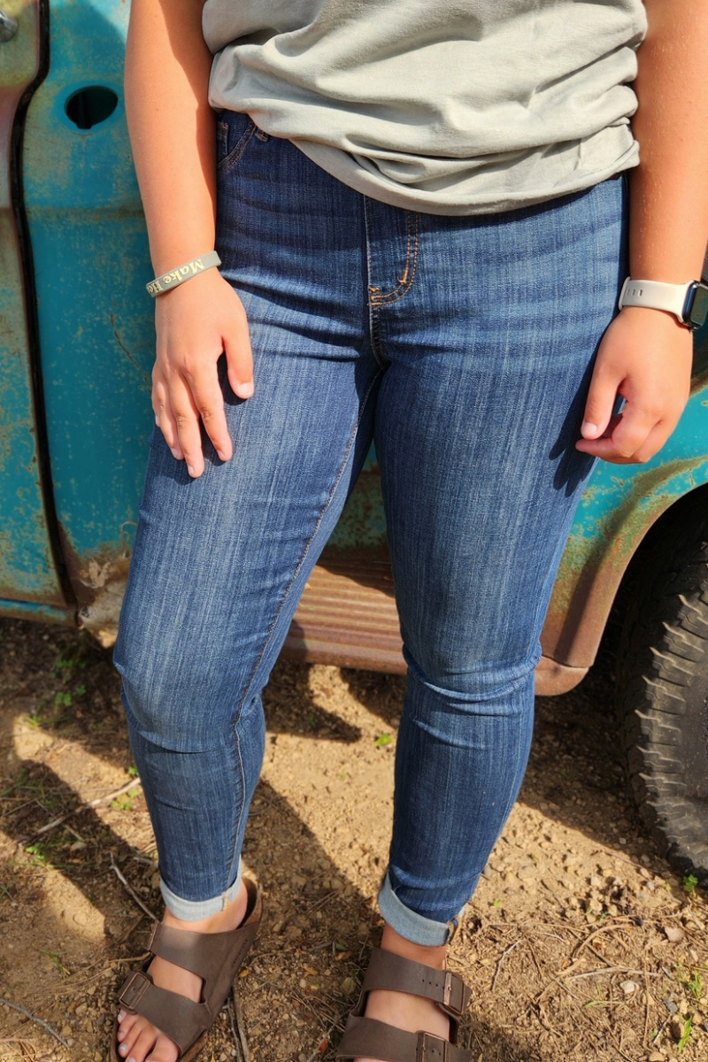 Judy Blue Slim Fit Pull On Jean