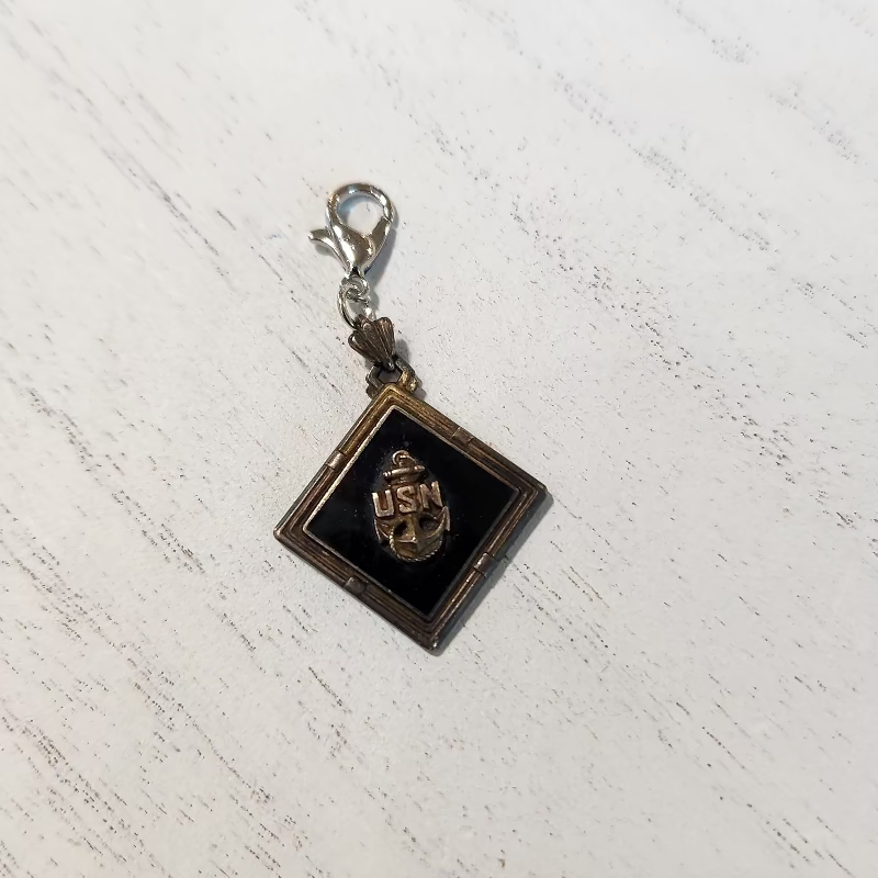 Vintage US Navy Pendant
