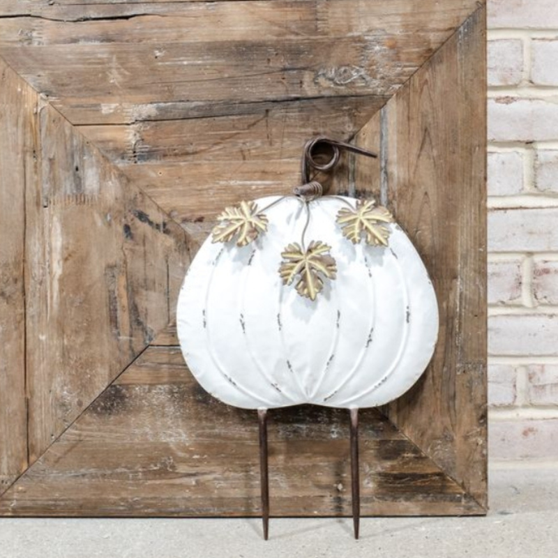 White Pumpkin Stake