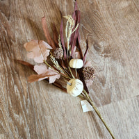 White Pumpkin & Oak Leaf