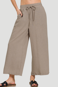 Woven Cropped Pants