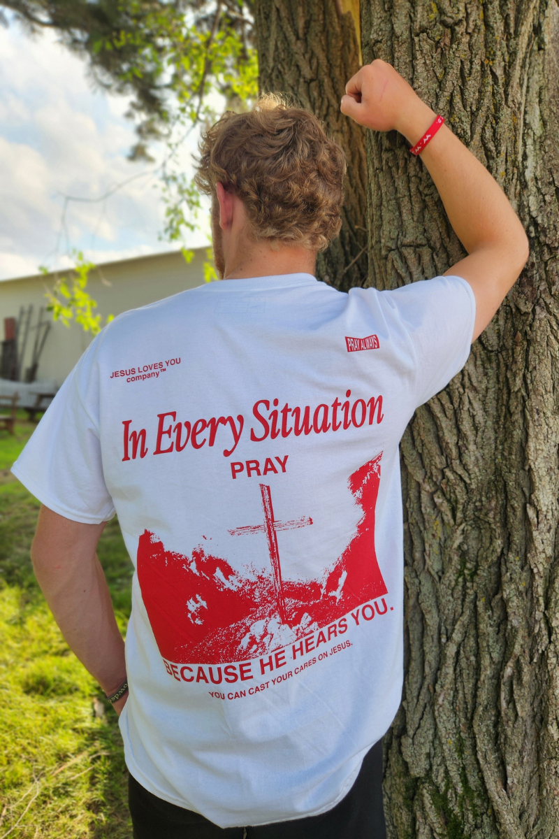 Every Situation Pray Tee