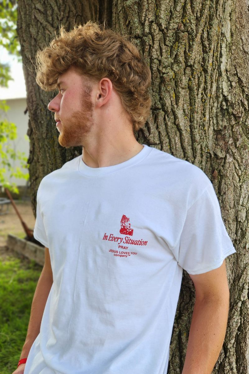 Every Situation Pray Tee
