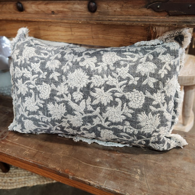 floral pillow black