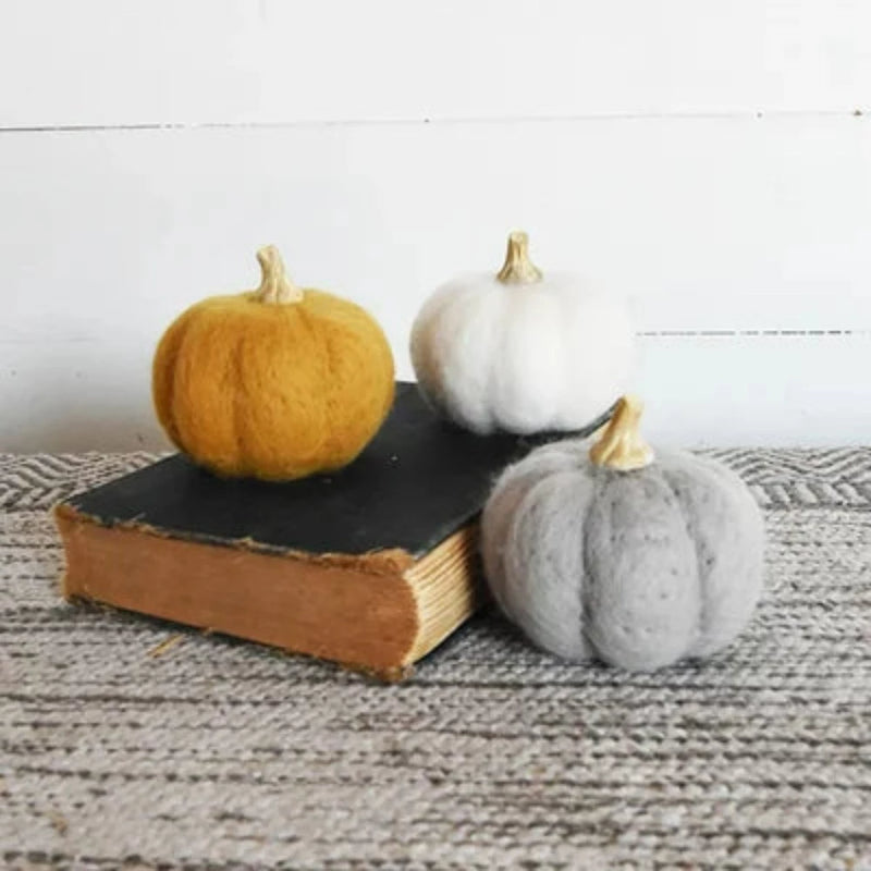 mini-wool-pumpkin