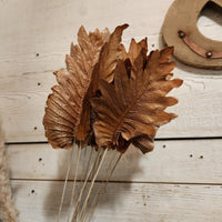 oak-leaf-stem-bundle