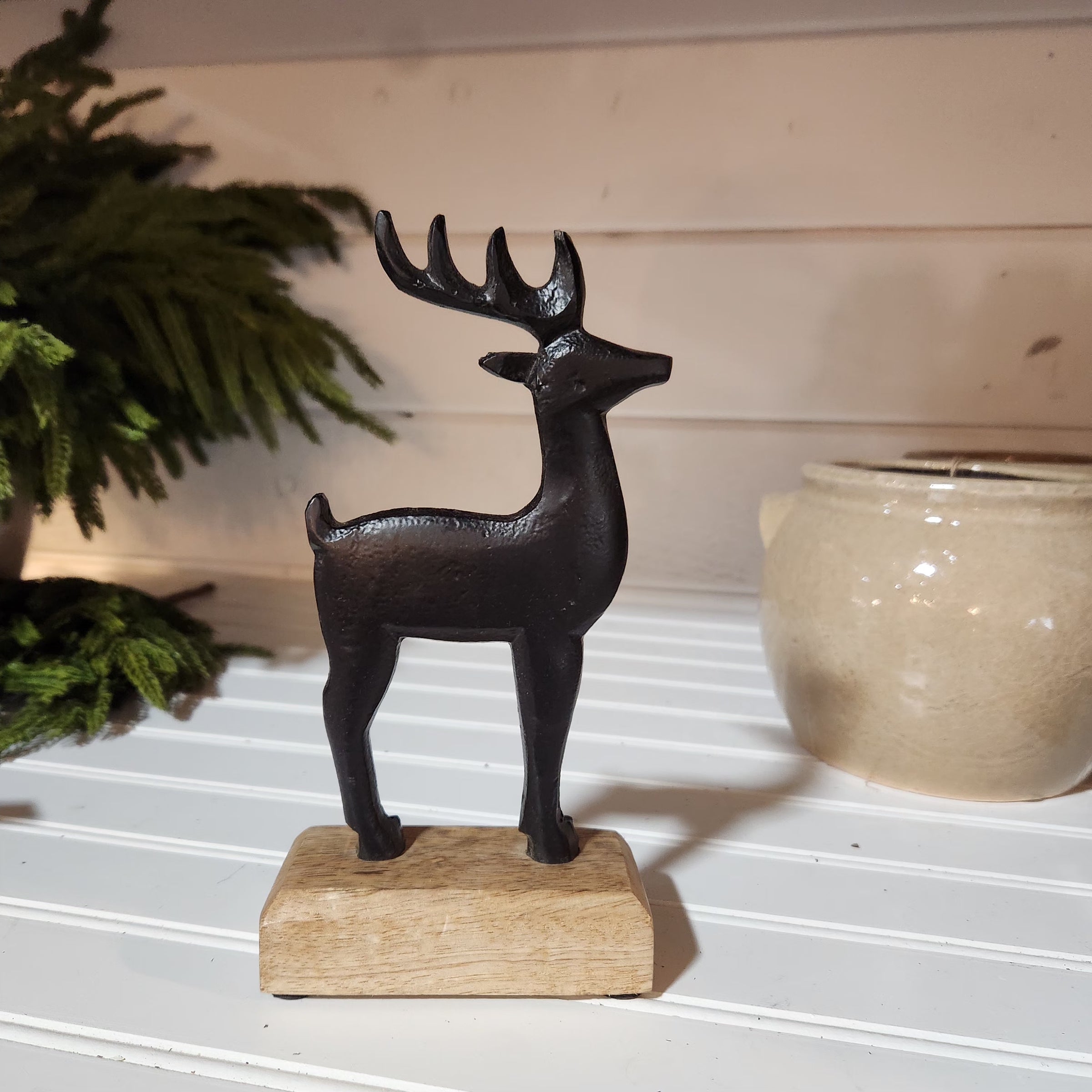 Black Reindeer Stand