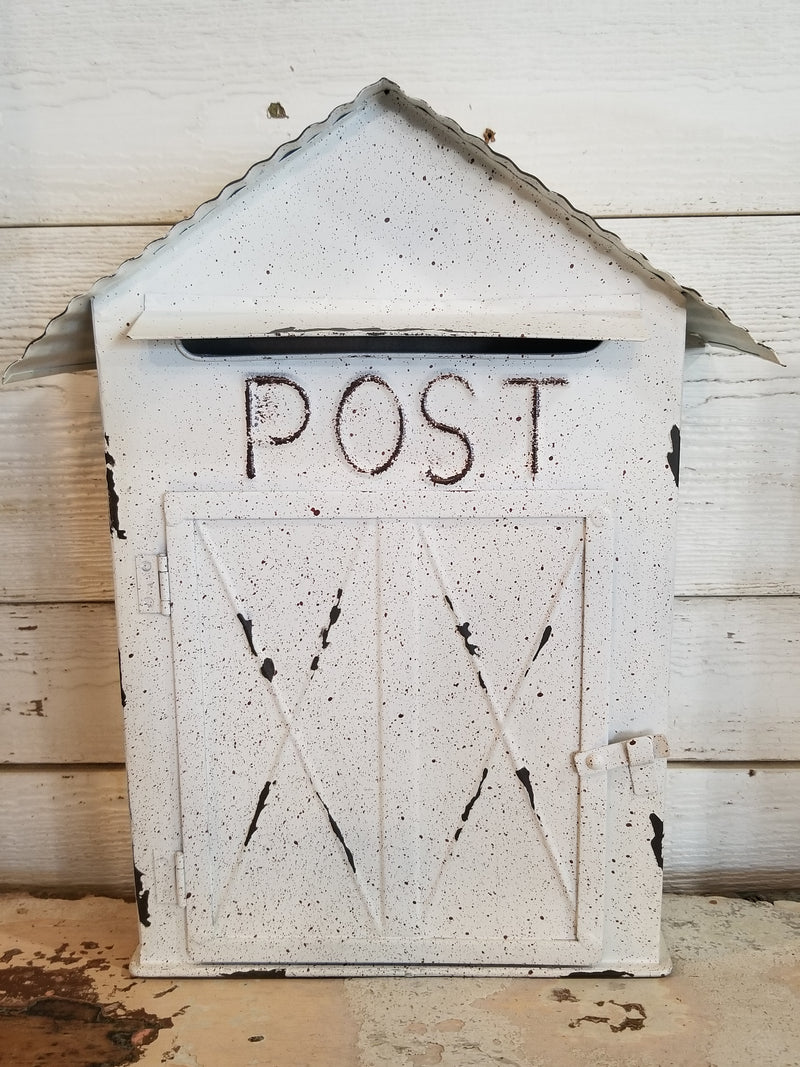 Barn Mailbox