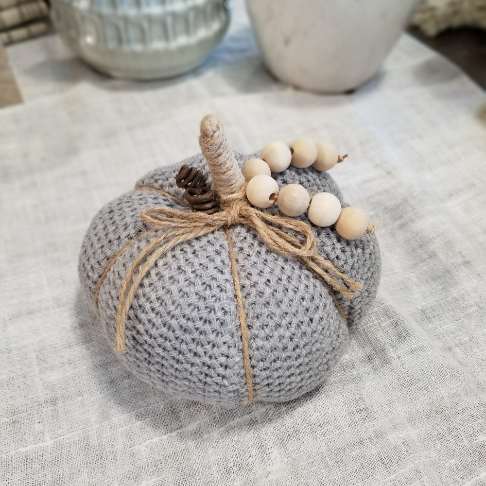 knit-pumpkin-with-beads-gray